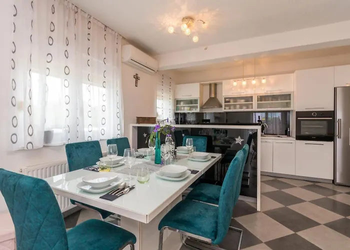 Вилла Beautiful Maris With Pool *